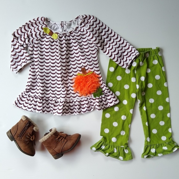 emily rose pumpkin outfit